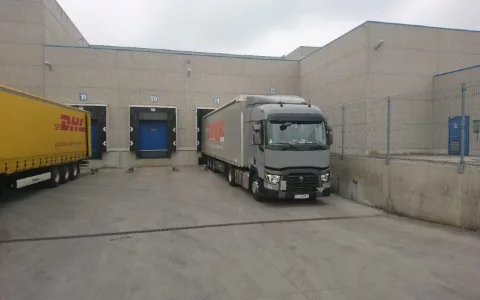 ciężarówki